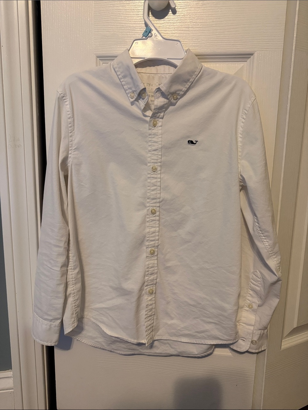 Vineyard Vines White Button-Down Shirt with Navy Whale Logo